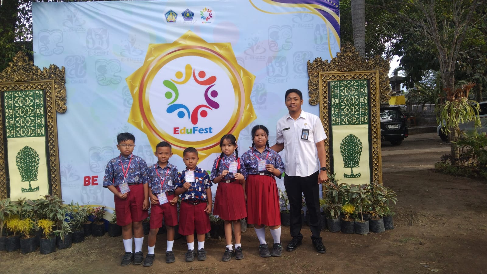 Pengalaman Berharga! 10 Siswa SD Negeri 5 Yehembang Berlaga di E-Smash Olympiad 2026