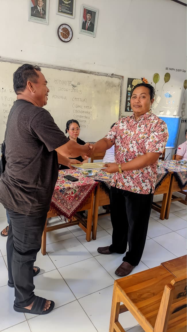 Rapat Akhir Tahun SD Negeri 5 Yehembang Tahun Pelajaran 2025/2026